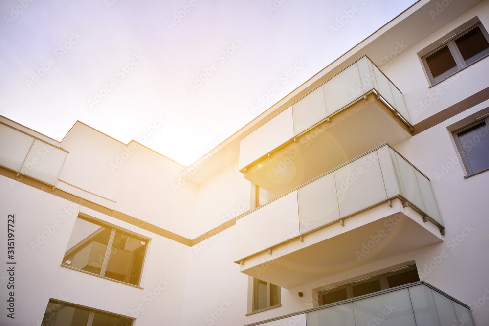 AdobeStock_315197722_Preview